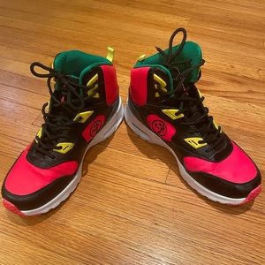 Zumba Sneakers size 7.5 ( gently used )